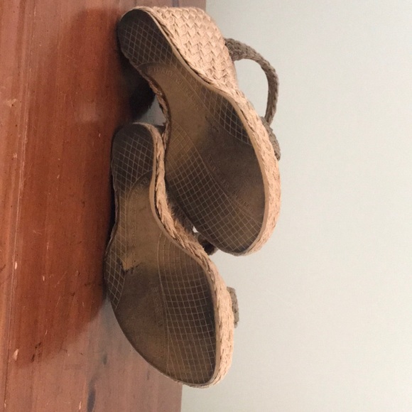 Stuart Weitzman ALEX Wedge Sandal - Picture 5 of 6